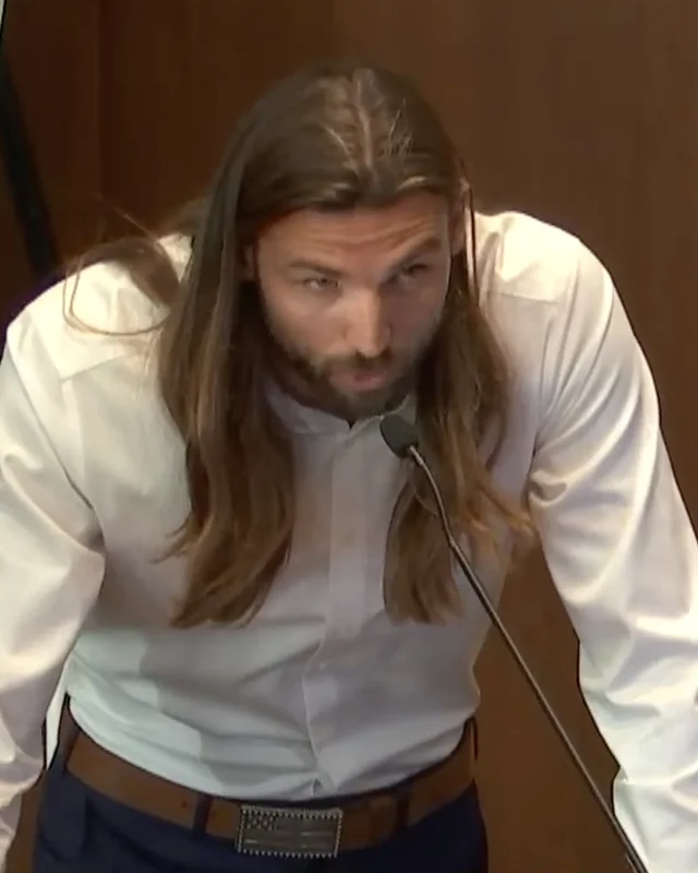 Dick Lucas speaking at a Santa Monica City Council meeting